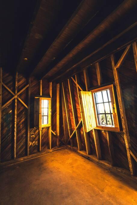 Joshua Tree Hidden Tower * Views - Landmark Yucca Valley Extérieur photo