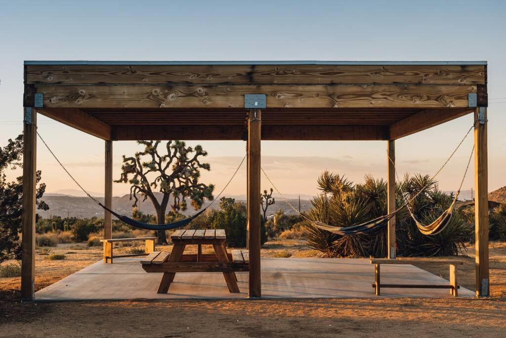 Joshua Tree Hidden Tower * Views - Landmark Yucca Valley Extérieur photo