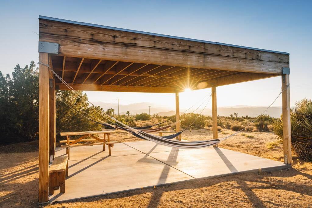 Joshua Tree Hidden Tower * Views - Landmark Yucca Valley Extérieur photo