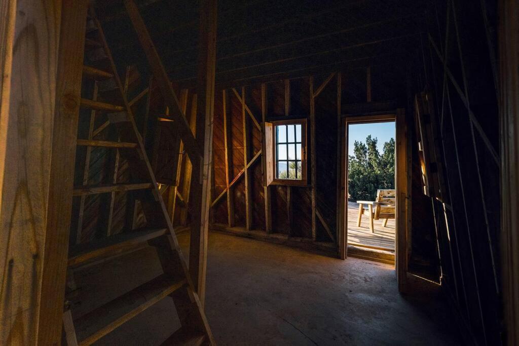 Joshua Tree Hidden Tower * Views - Landmark Yucca Valley Extérieur photo
